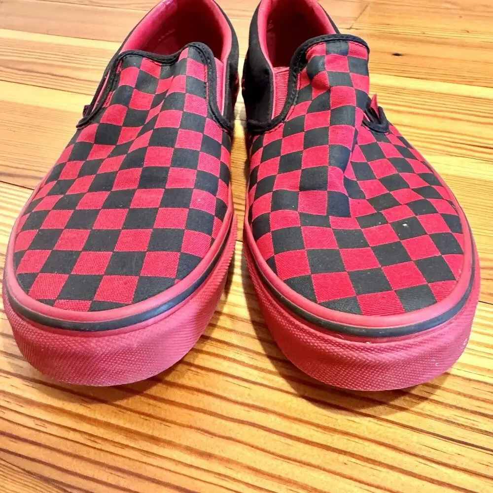 Vans Classic Slip On Checkerboard Red Black Mens 8.5 Womens 10 Skate Flat Shoes